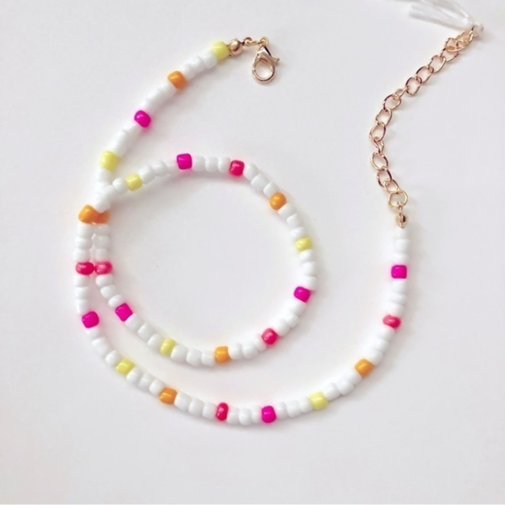 🍒 5/$25 🍒 Handmade Beaded Necklace | F14b